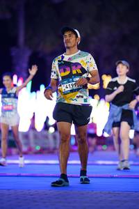 BIB: 4199
                            <button type="button" onclick="openModal(22833588)" class="btn btn-primary btn-sm float-right btn-popup" data-toggle="modal" data-target=".modal-high-quality">
                        <i class="fas fa-shopping-cart"></i> Add to Cart
                    </button>
                                            <button type="button" onclick="isThisMe(22833588, true)" class="btn btn-success btn-sm float-right btn-popup btn-isme hidden" data-toggle="tooltip" data-placement="bottom" title="นี่คือรูปของคุณใช่ไหม คลิกที่นี่เพื่อเอาเข้าอัลบั้ม">
                        <i class="fas fa-plus"></i> Add to album
                    </button>
                    <button type="button" onclick="isThisMe(22833588, false)" class="btn btn-warning btn-sm float-right btn-popup btn-isnotme hidden">
                        <i class="fas fa-ban"></i> Remove from album
                    </button>